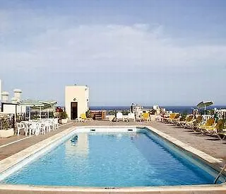 The Crown Buġibba
